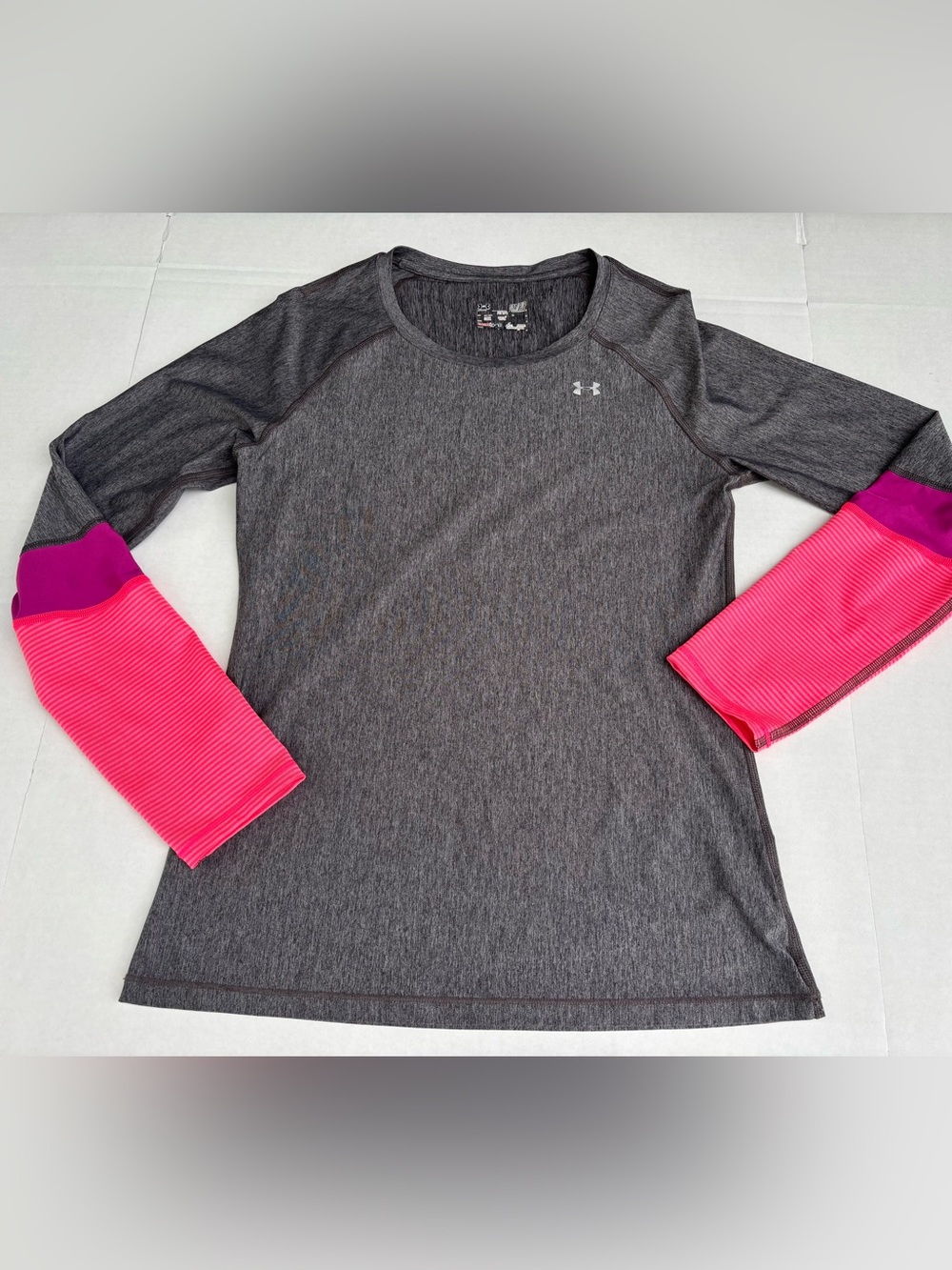 Under Armour Long Sleeve Fitted Heatgear Gray/Pink Performance Womens Small